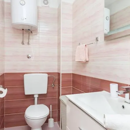 Peruzovic 2 سبليت