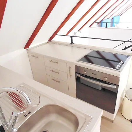 Gasthuis Peruzovic 2 3*