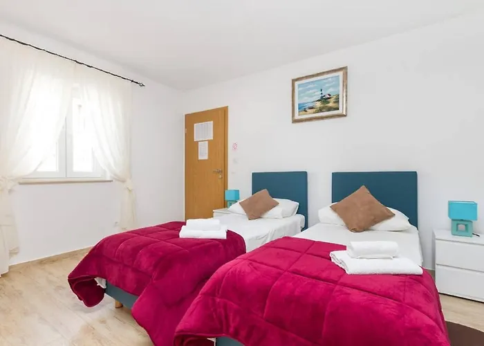 Peruzovic 2 Pensjonat 3*