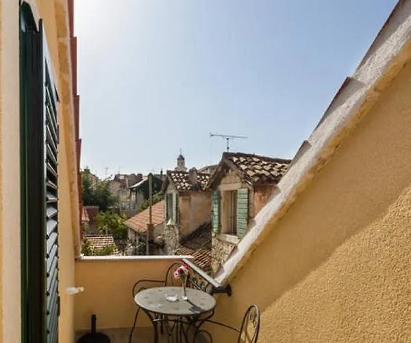 Peruzovic 2 3* Split