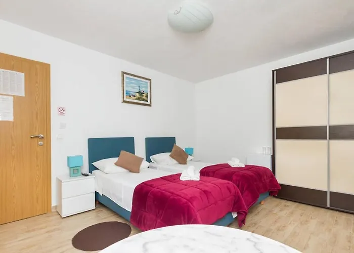 Peruzovic 2 Pensjonat Split